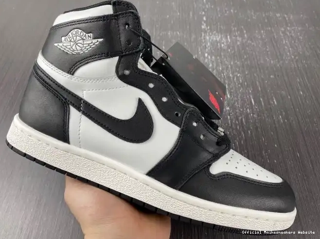 Official Maikesneakers Black High (2023) 85 Jordan White 1 BQ4422-001 Retro 0407
